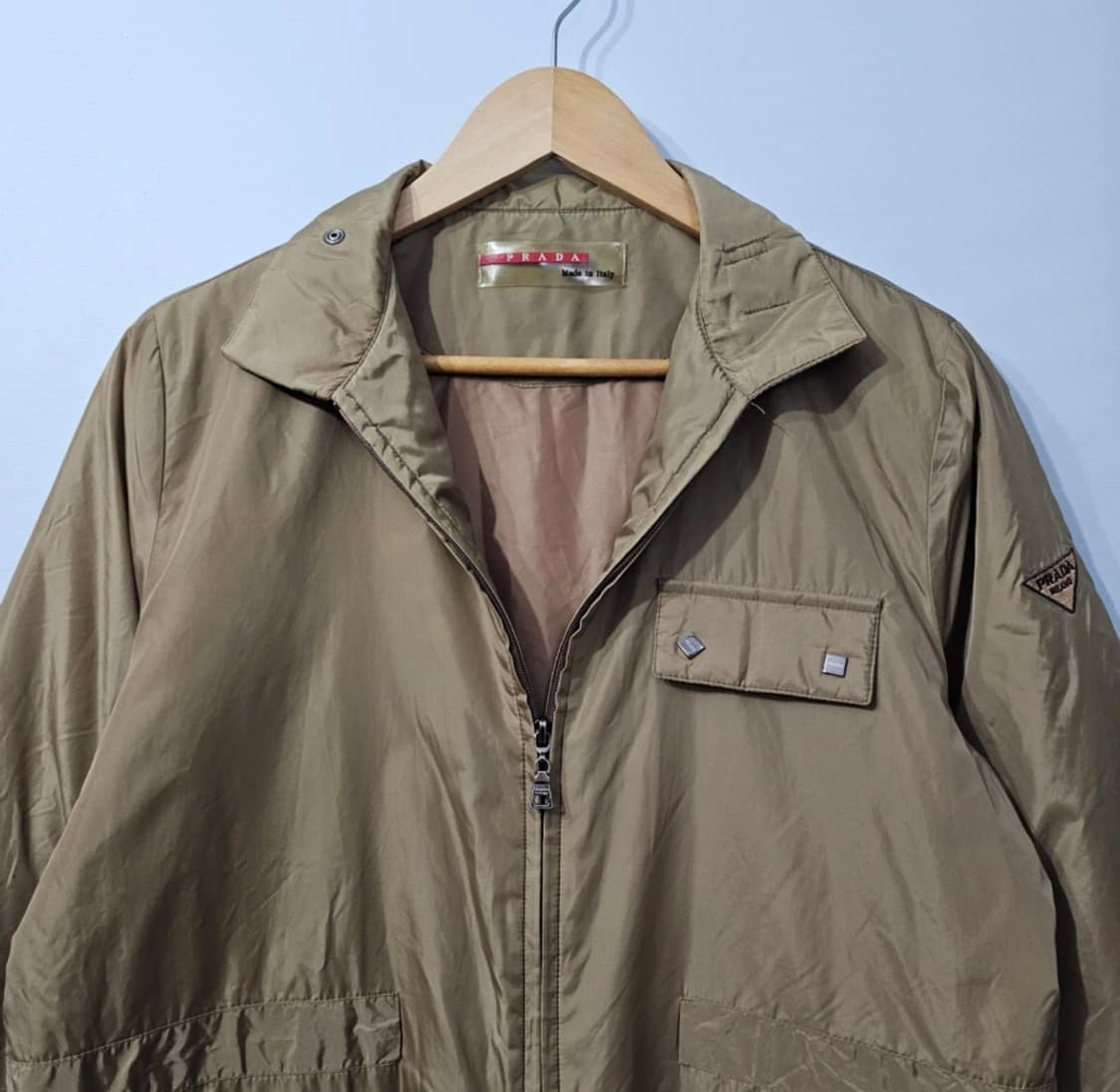 Prada 프라다 나일론 자켓 베이지색 ~66 상품이미지5