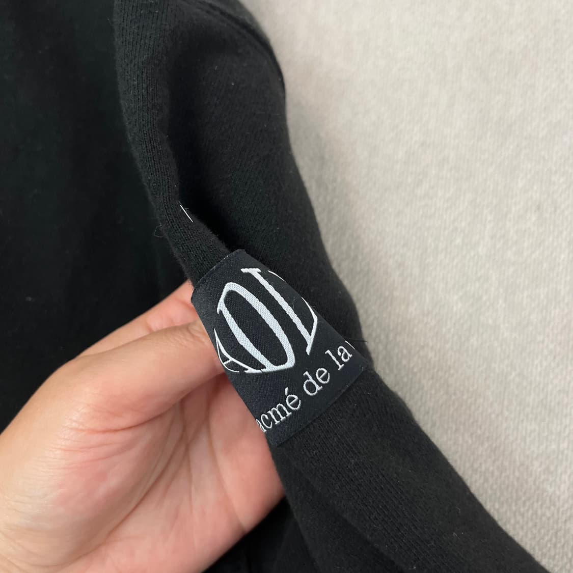 100 아크메드라비 후드티 상품이미지6