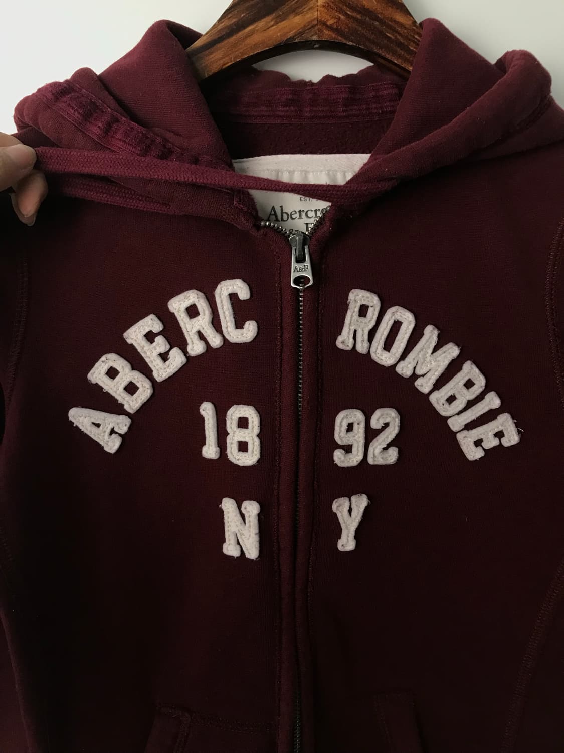 아베크롬비 y2k 와투케 버건디 딱붙 후드집업 상품이미지4