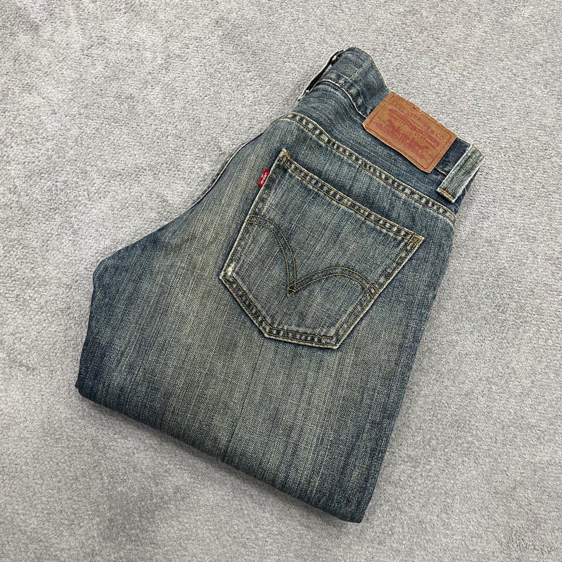 30 리바이스 549 워싱 데님팬츠 상품이미지1