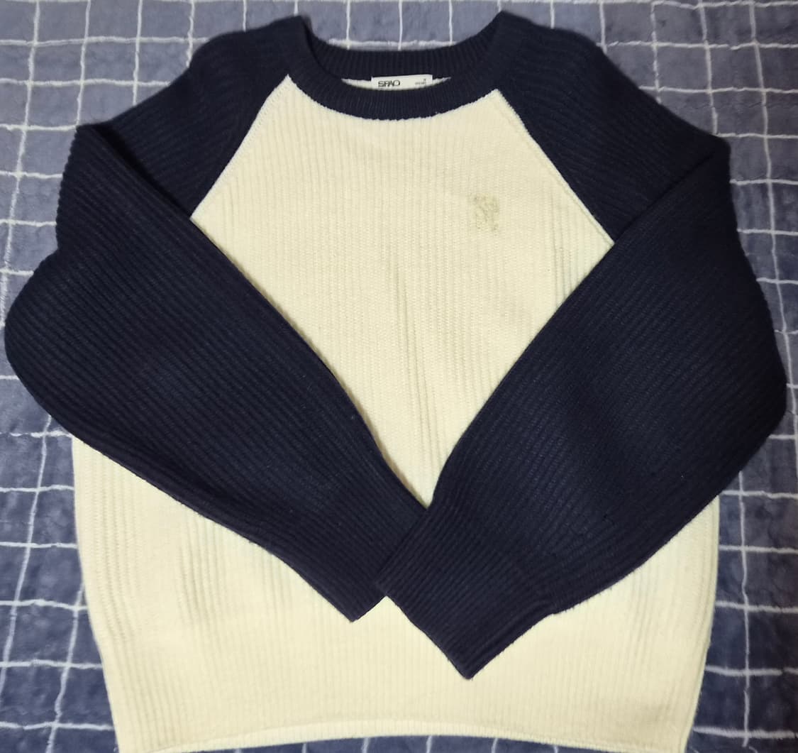 스파오 래글런 자수 스웨터 네이비 / 헌터 상품이미지10