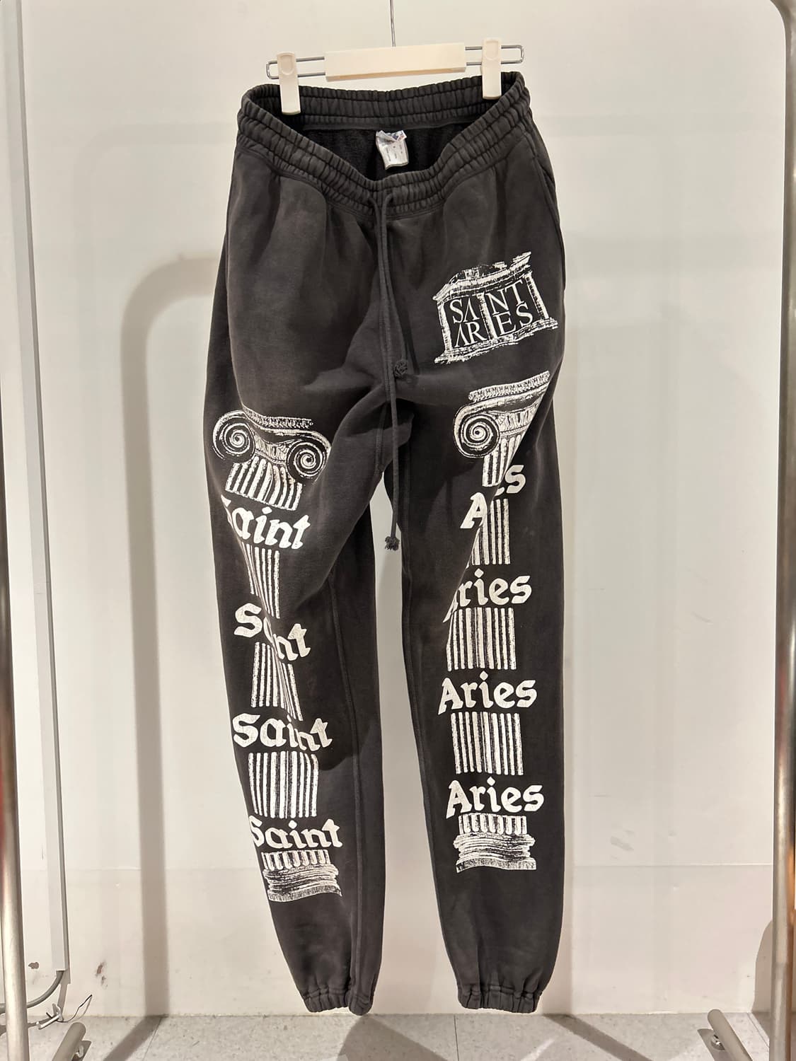 x Aries Sweatpants 상품이미지1