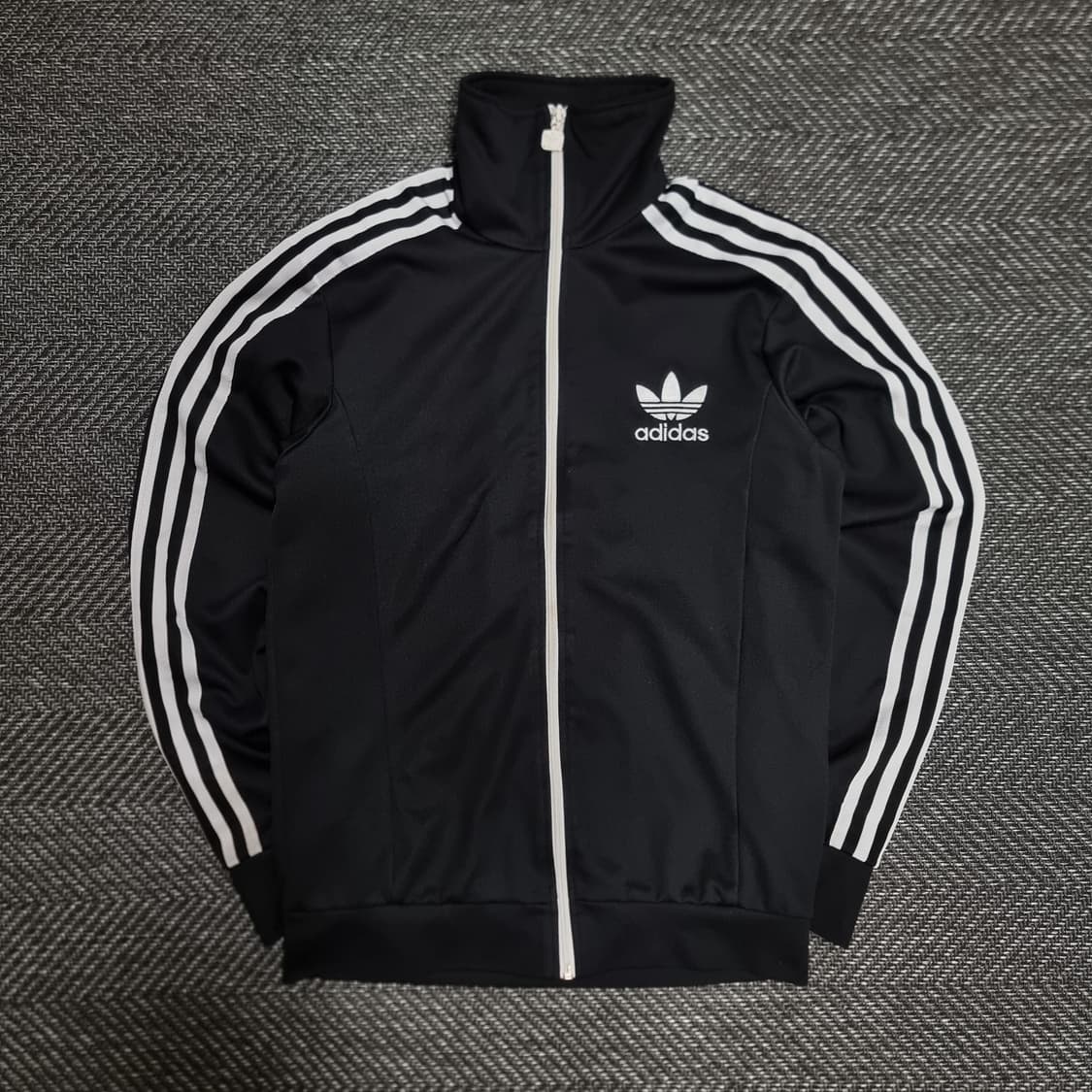 아디다스 유로파 져지 블랙 상품이미지1