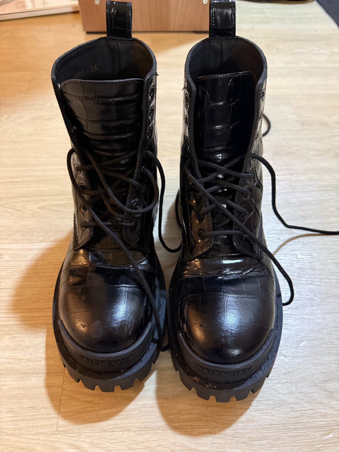 발렌시아가 스트라이커 부츠  상품이미지1