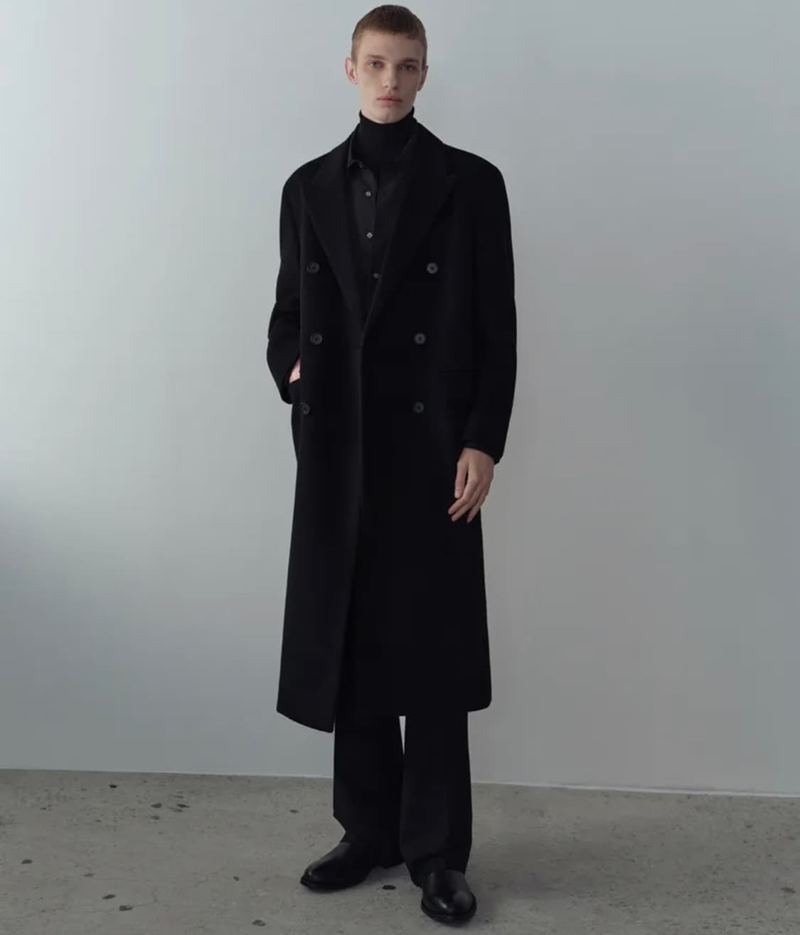 무신사스탠다드 캐시미어 대디숄더 더블 코트 상품이미지1