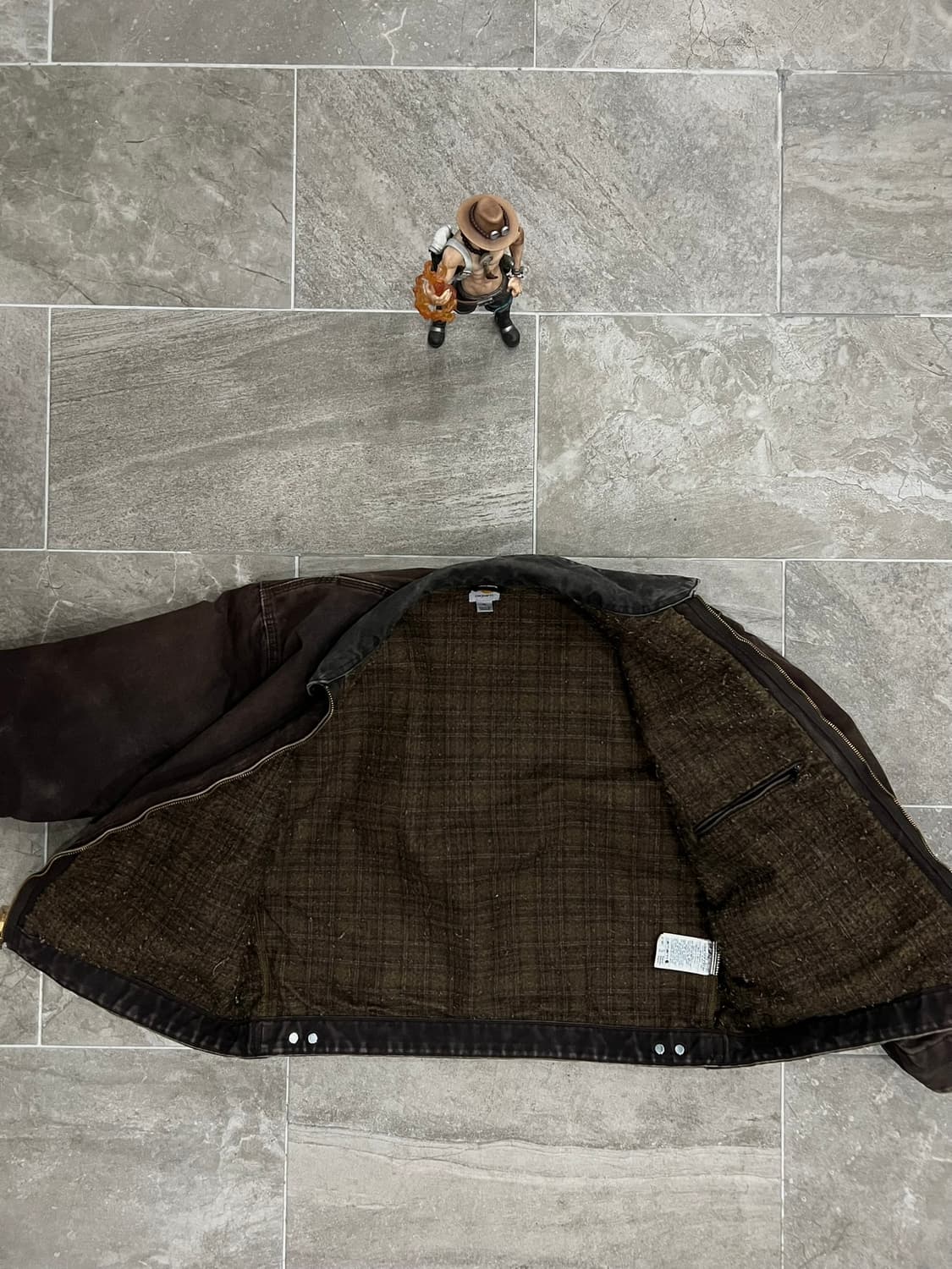 ( XL) 칼하트 디트로이트 자켓 J97 DKB 다크브라운 상품이미지3