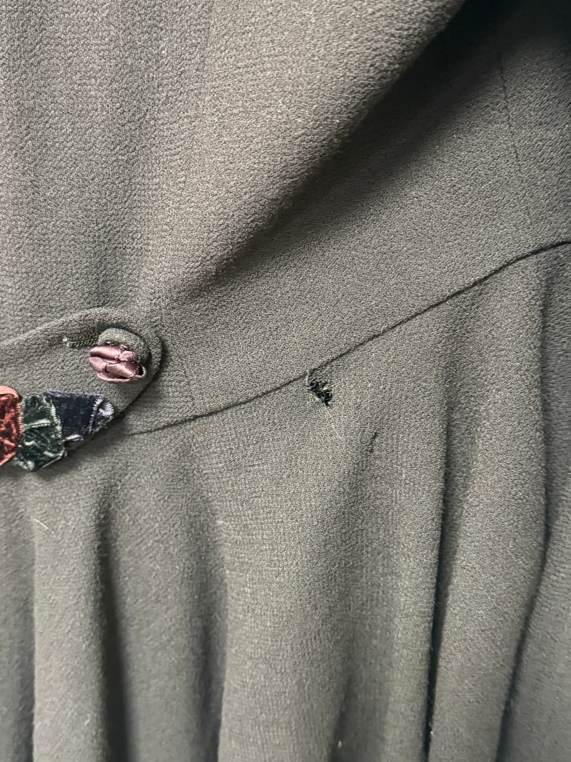 엑시즈팜st 하프 프릴 코트 상품이미지3