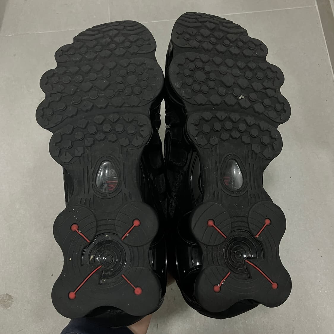 [W285] 나이키 샥스 트리플 블랙 상품이미지4