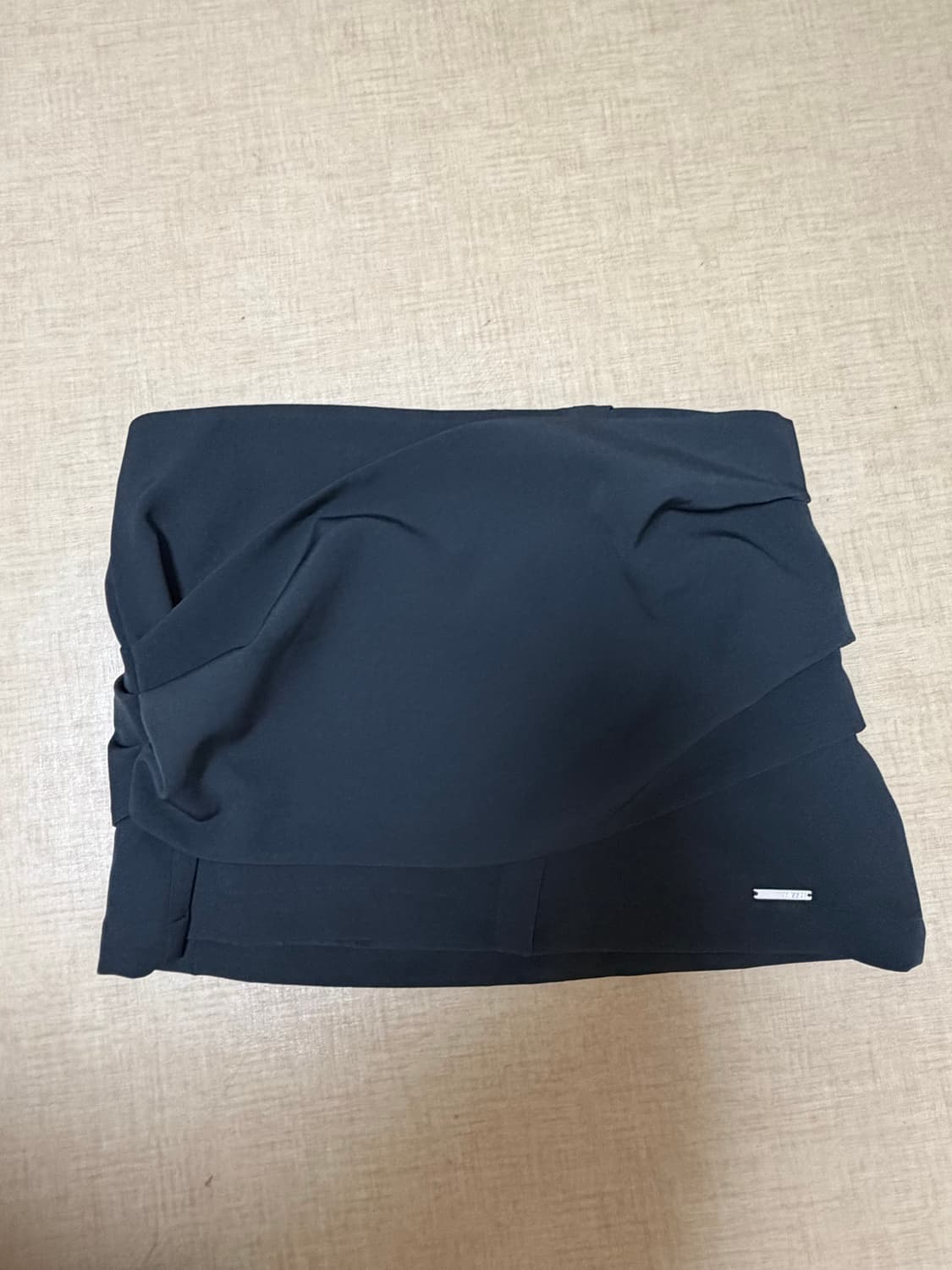 미세키서울 드레이프 스커트 팬츠 차콜 상품이미지3