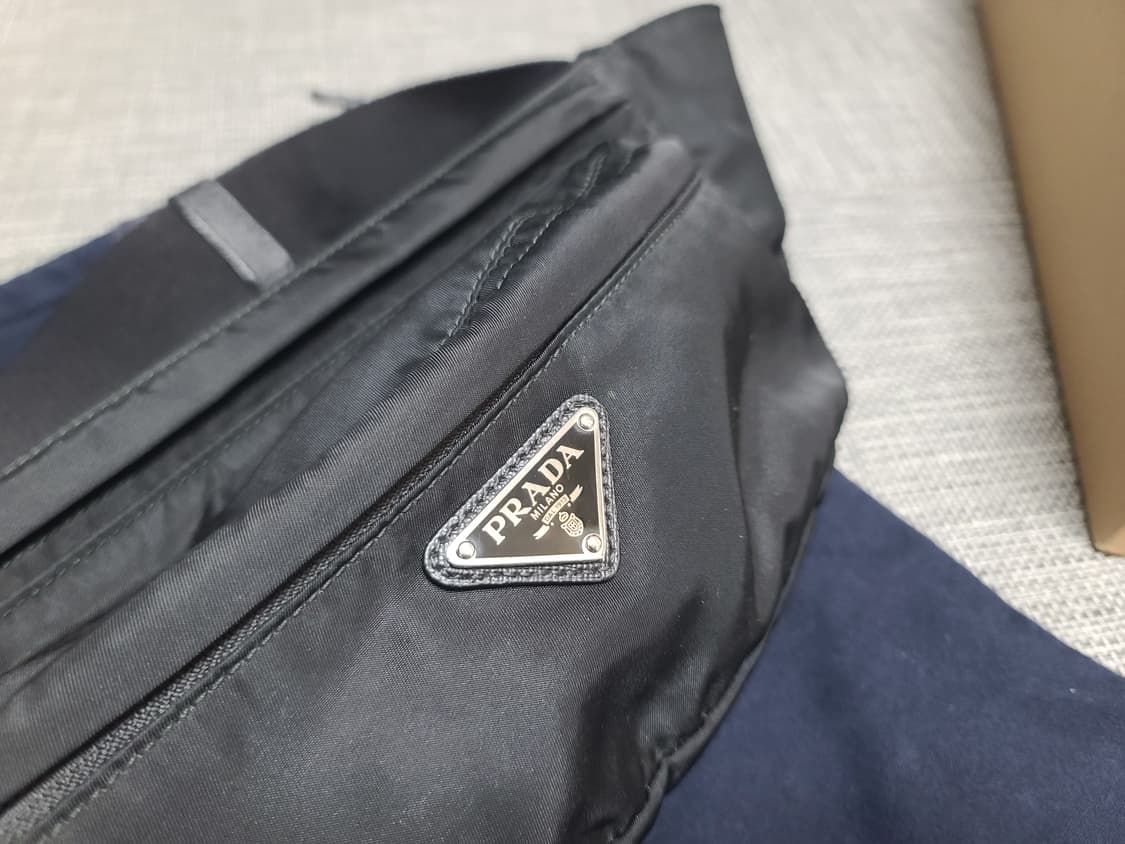 프라다 벨트백 2vl132 힙색 크로스백 바디백 상품이미지2