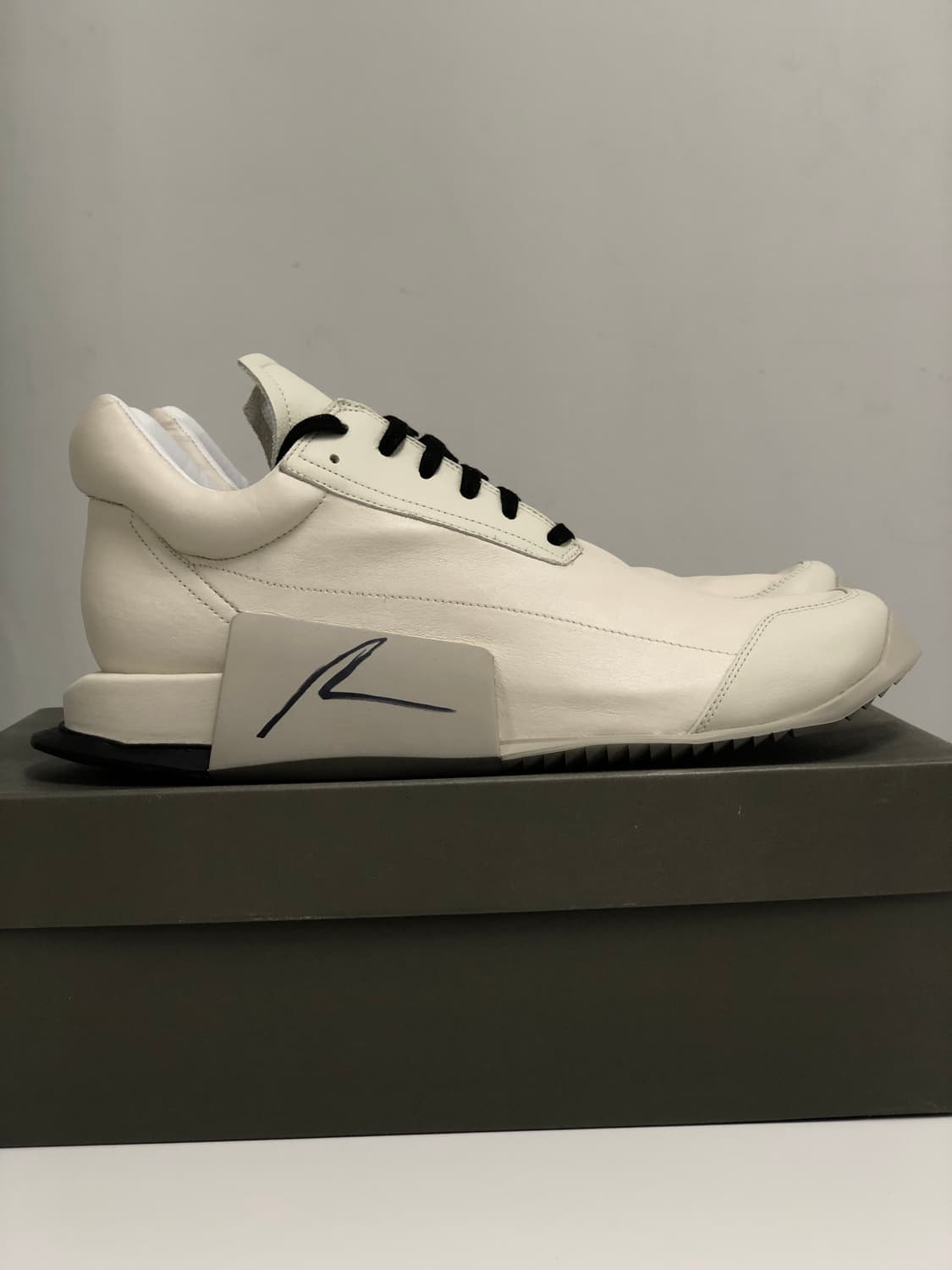 290 RICK OWENS 릭오웬스 아디다스 레벨러너 상품이미지4