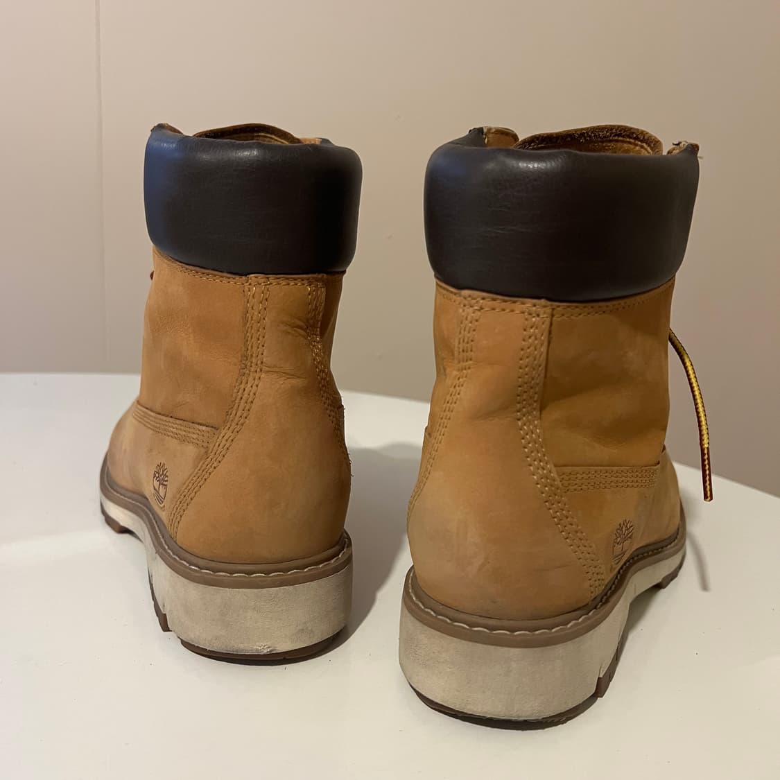 팀버랜드 루시아 레이스업 스웨이드 부츠 상품이미지3