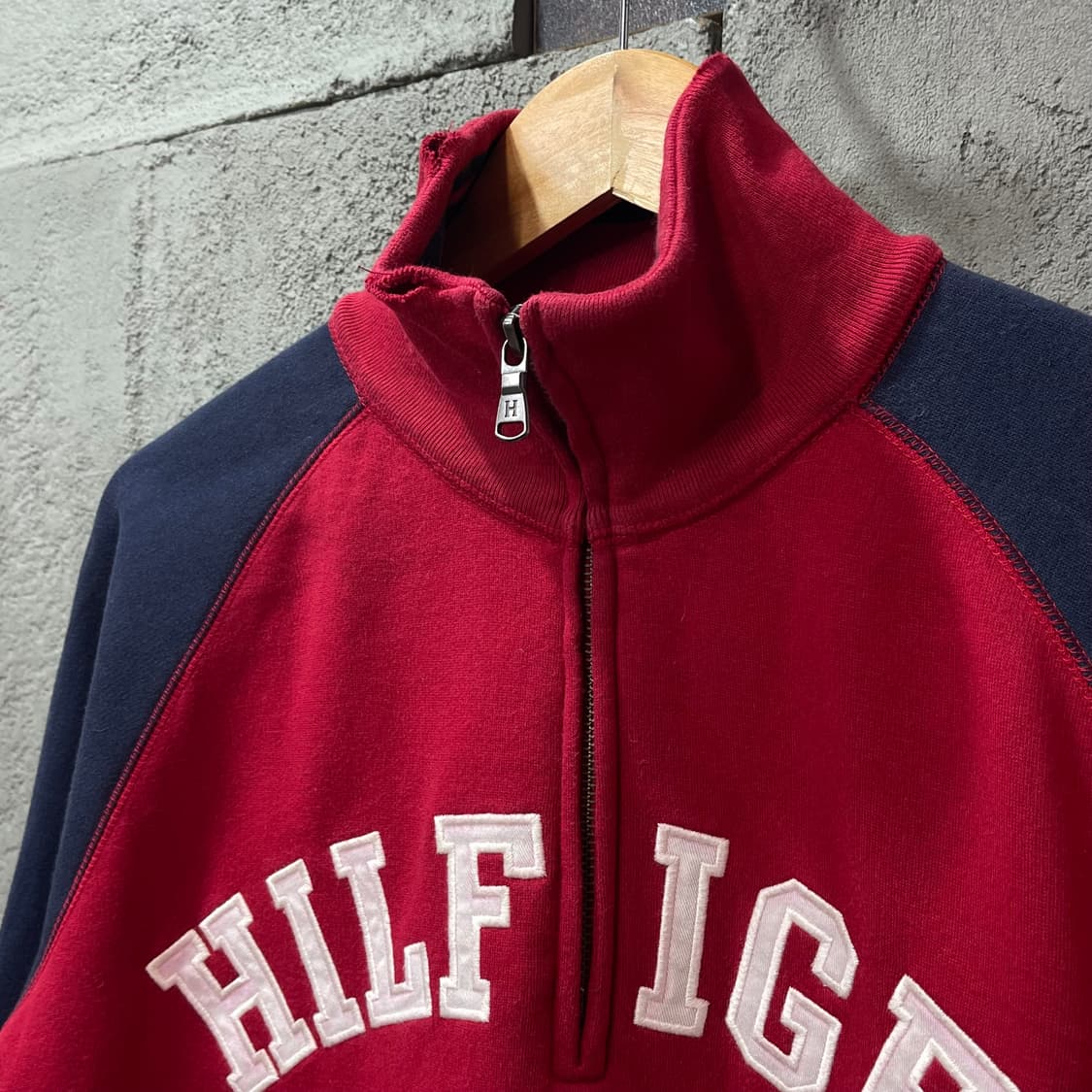 타미힐피거 래글런 스웻 하프집업 상품이미지3