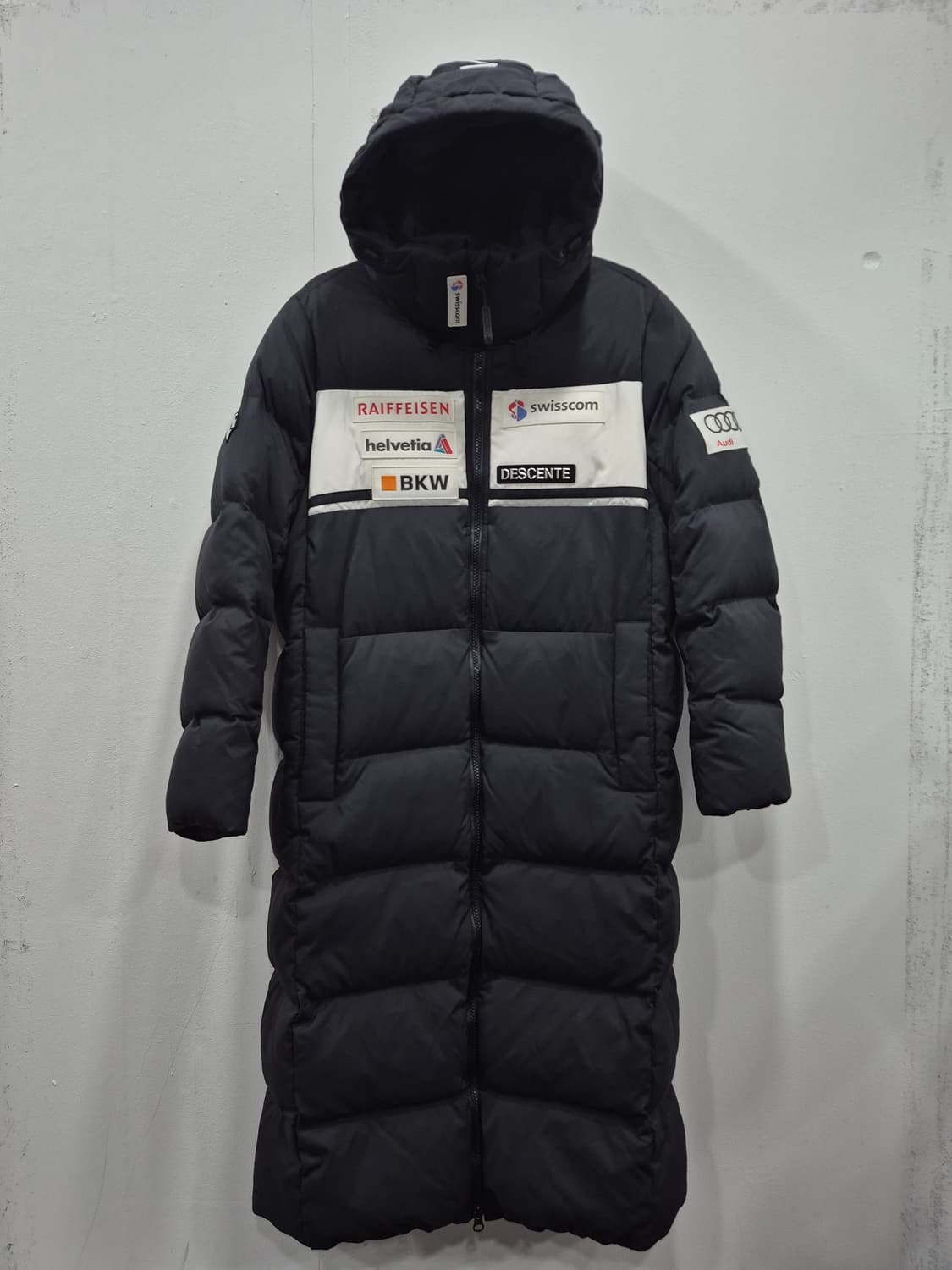 데상트 스위스 스키팀 덕다운 롱패딩 스키복 여성 85~90사이즈 상품이미지1