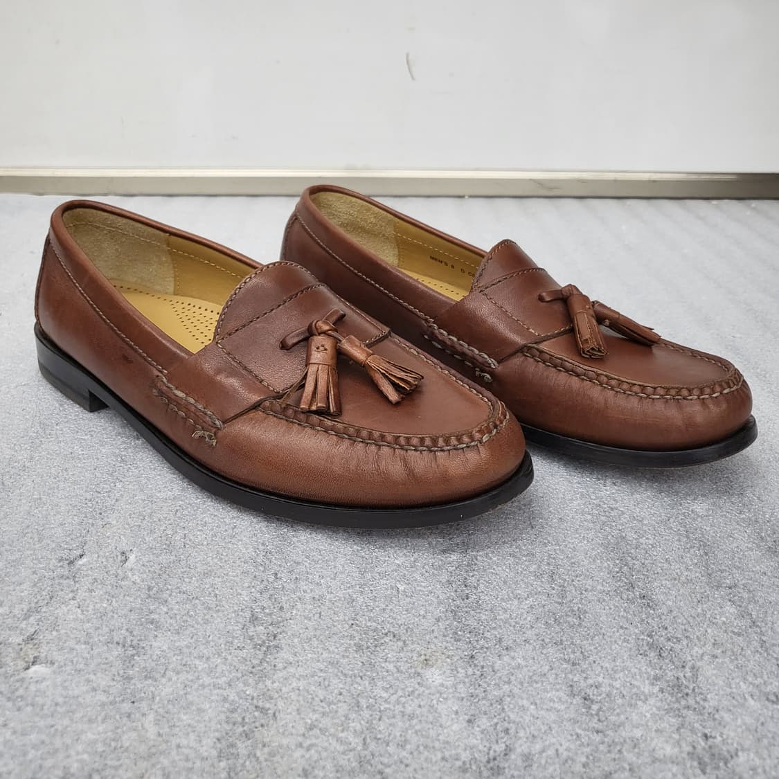 콜한 남성용 브라운 가죽 태슬 로퍼
사이즈 8 상품이미지7