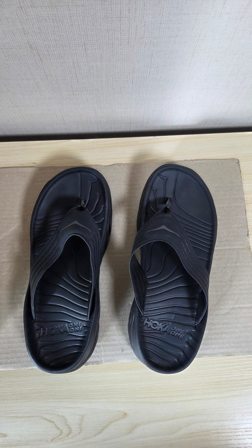 호카 오라 리커버리 플립 블랙 쪼리 슬리퍼 상품이미지2