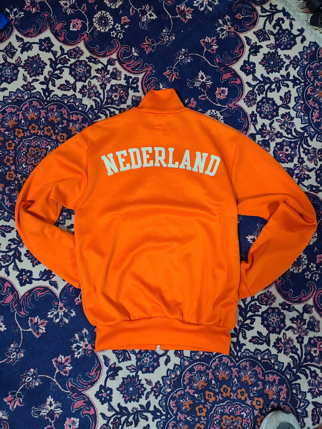 아디다스 x FIFA 올드스쿨 네덜란드 국대 트랙탑 저지 상품이미지4