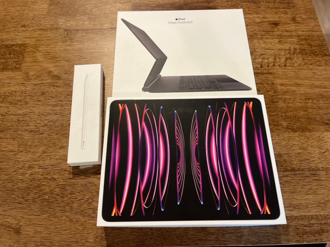 iPad Pro 12.9(6세대) 와이파이 256GB  스페이스 그레이 상품이미지2