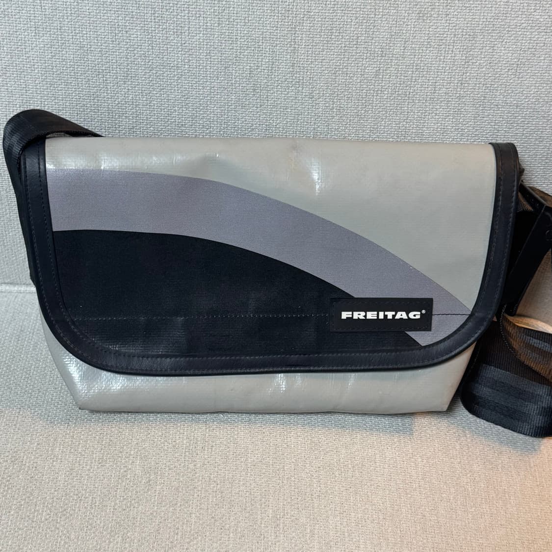 프라이탁 하이파이브오 상품이미지1