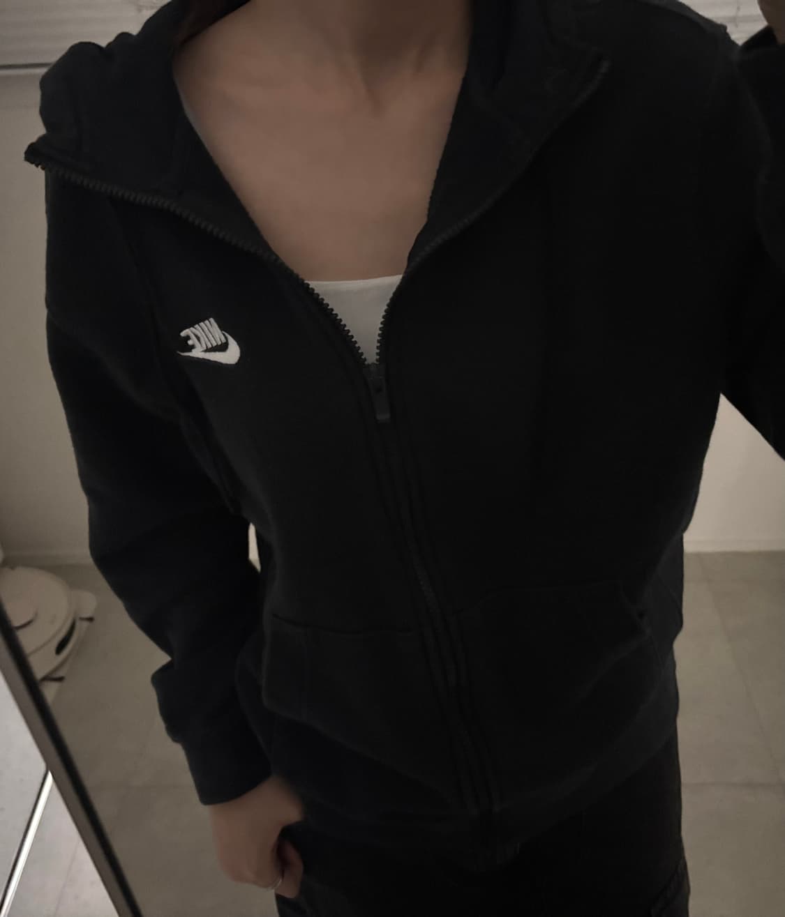 블랙 나이키 후드집업 상품이미지3