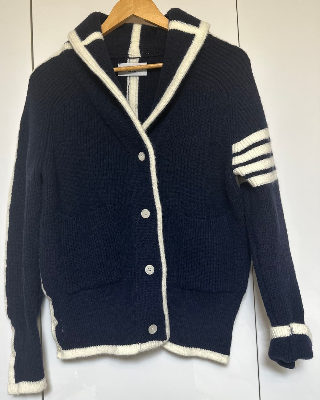 Thom Browne 네이비 후드 울가디건 정품 상품이미지1