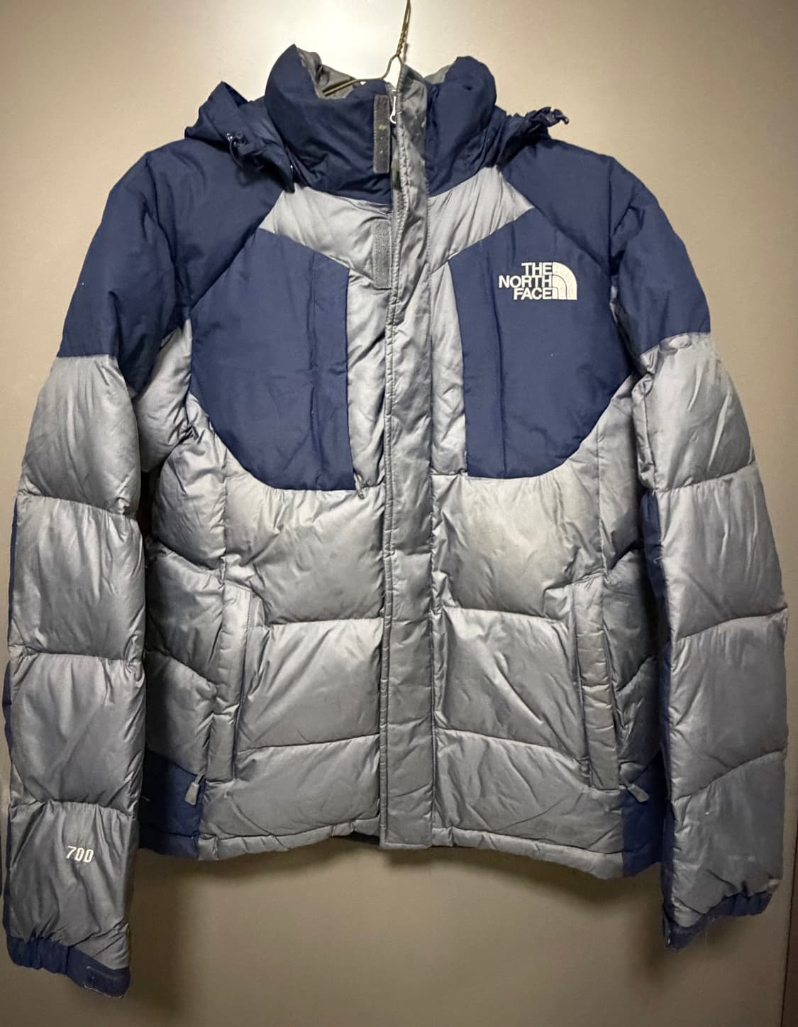 노스페이스 700 구스패딩 네이비/그레이ㅑ 상품이미지1