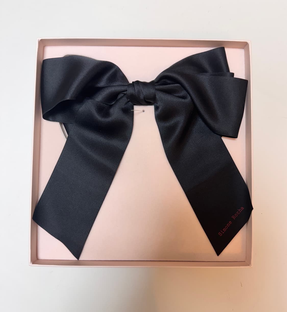 H&M시몬로샤 블랙리본 브로치 상품이미지1