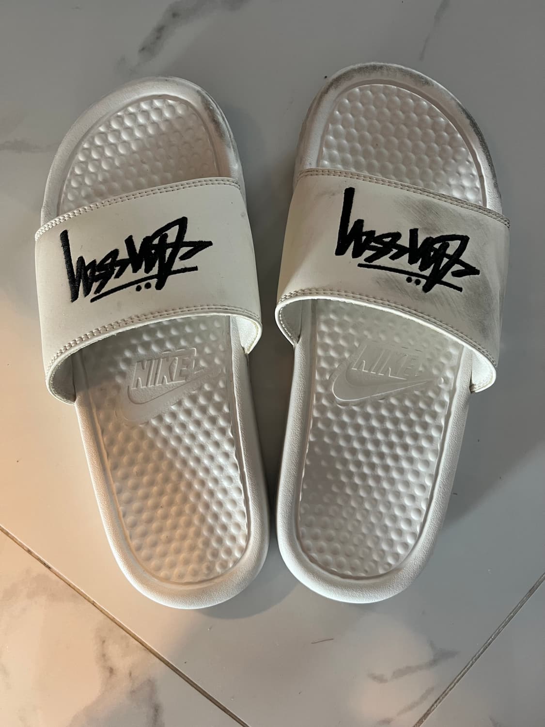 나이키 x 스투시 베나시 슬라이드 230 상품이미지2