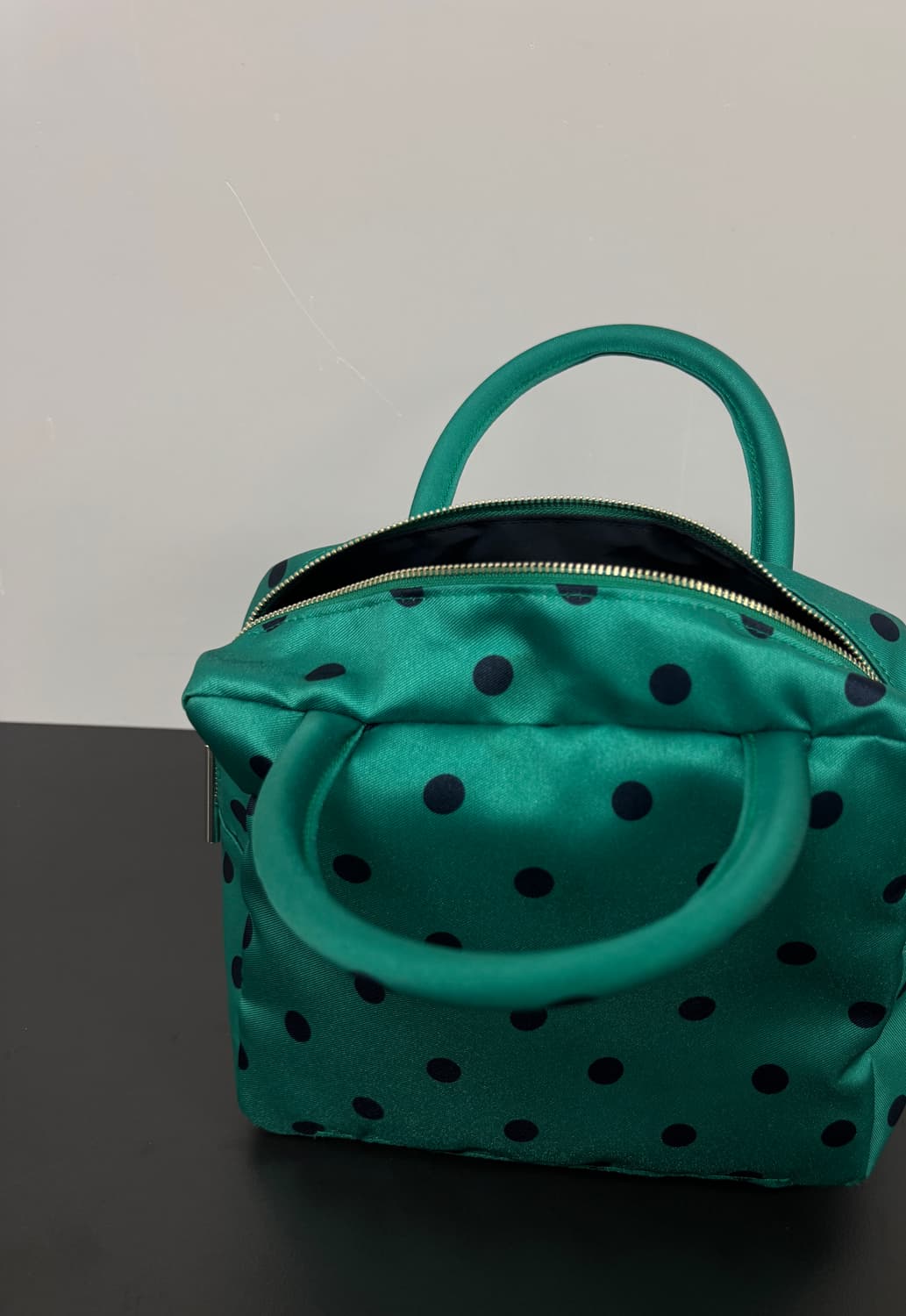 피치바스켓마켓 폴카도트백(거의새것) 상품이미지4