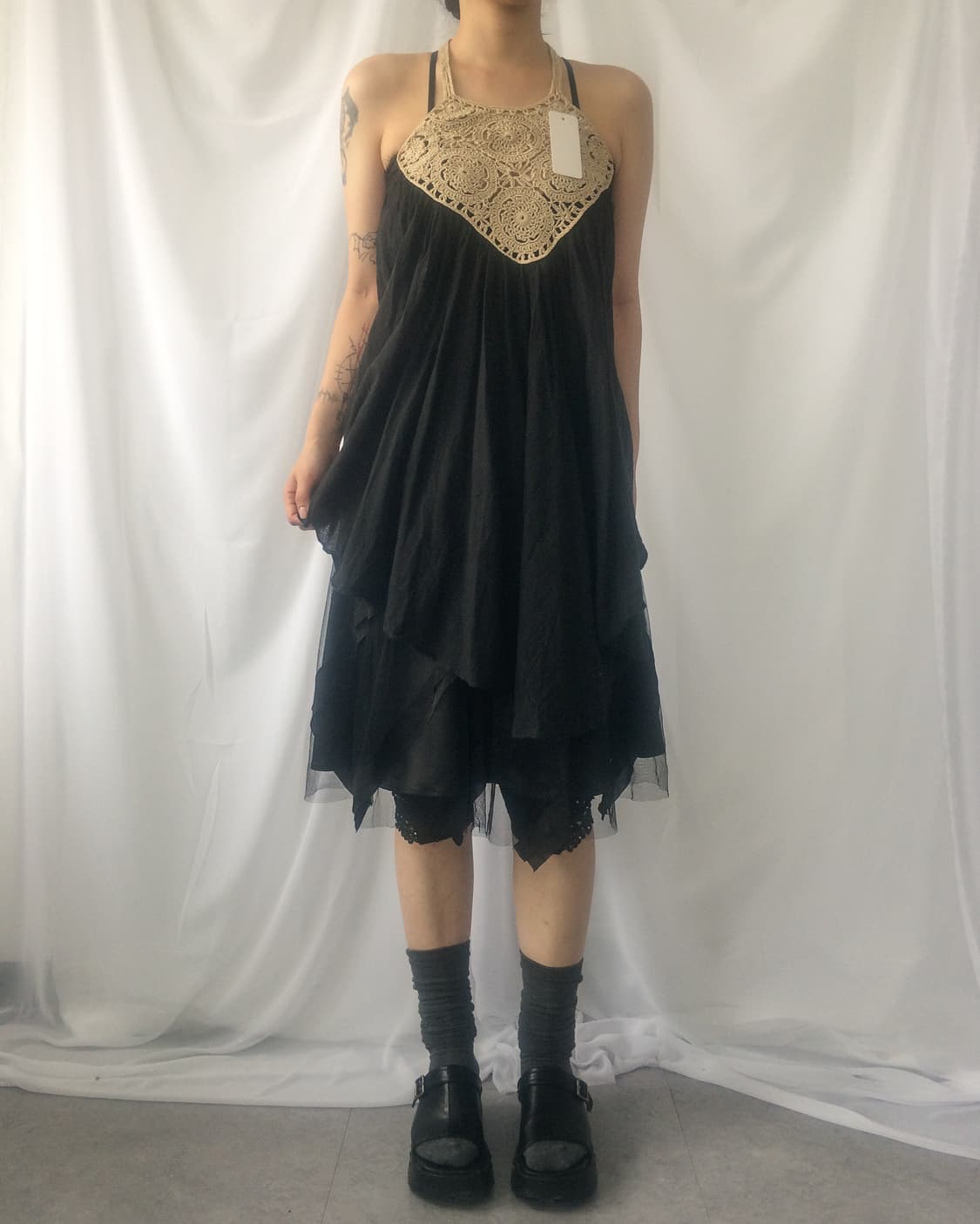 Crochet point tied holter neck top 상품이미지7
