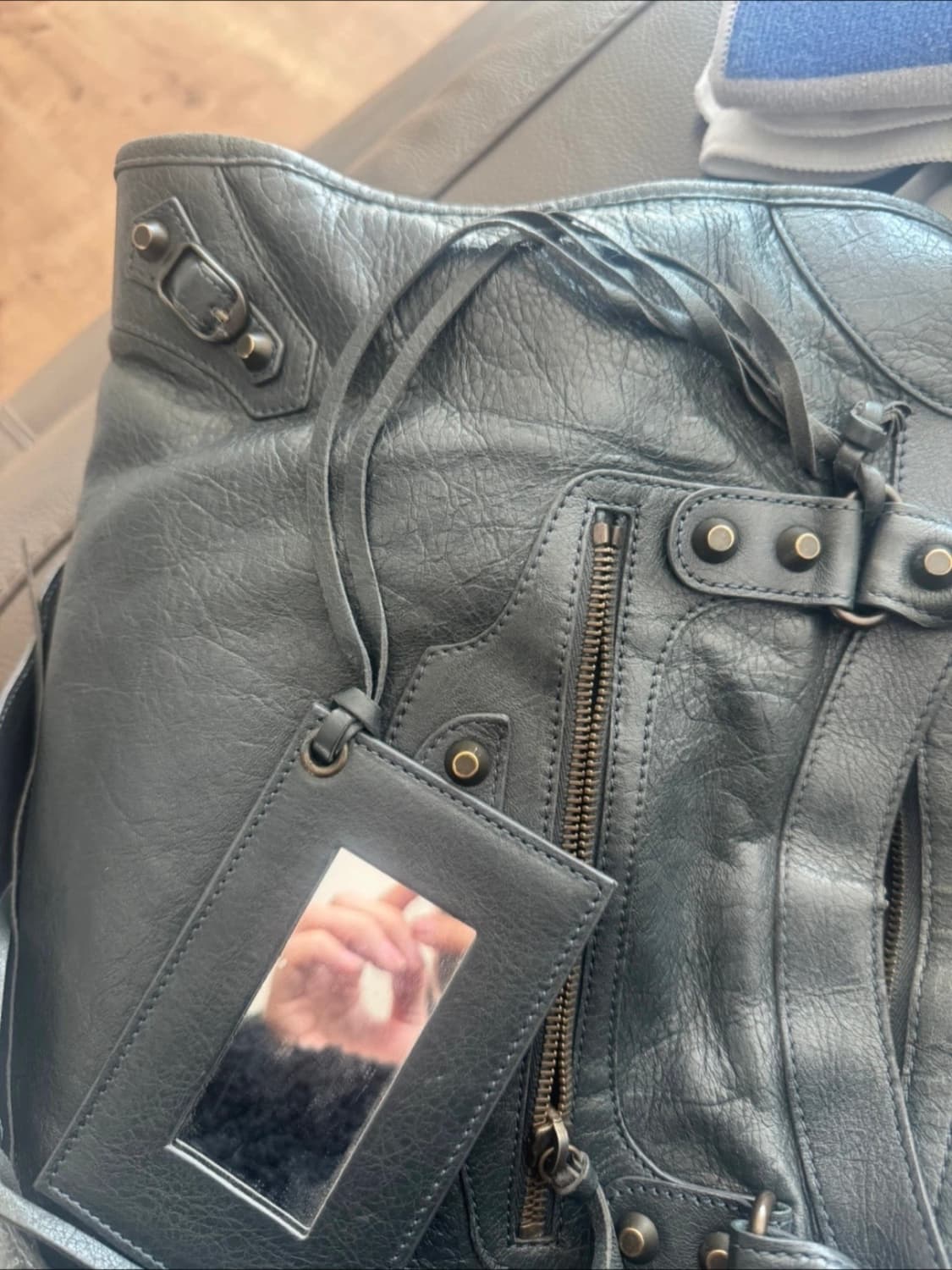 모터백 다크그레이 미듐 상품이미지7