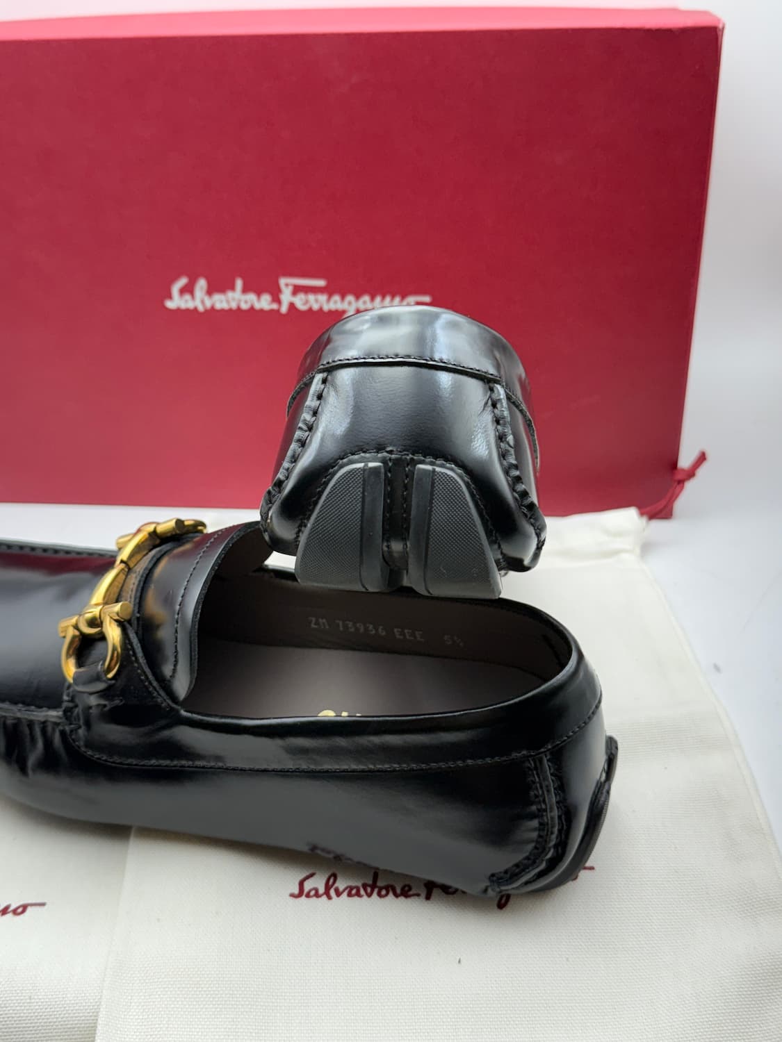 정품)페라가모250 상품이미지7