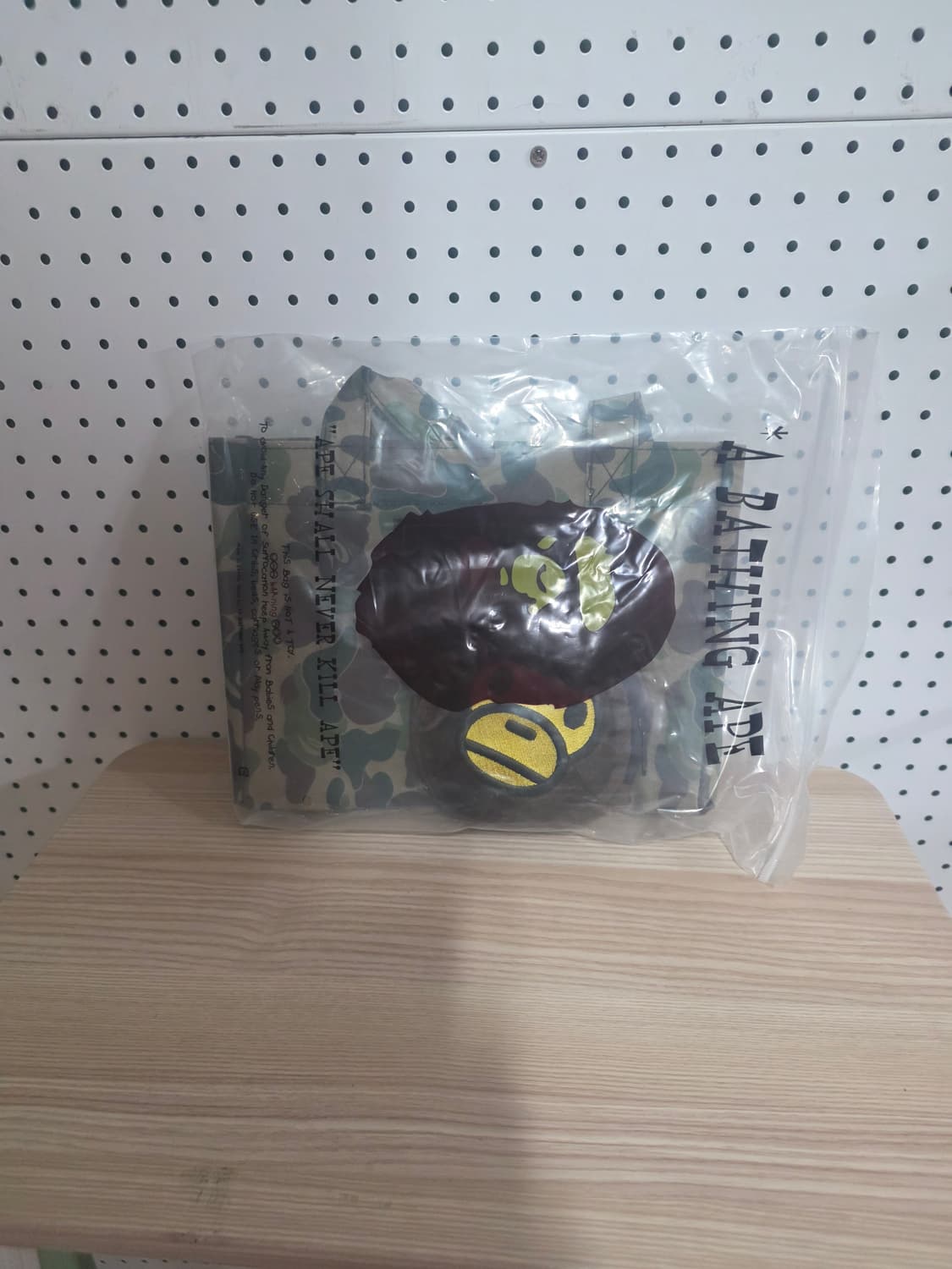 (새상품)베이프 파우치 토드백(부록) 상품이미지2