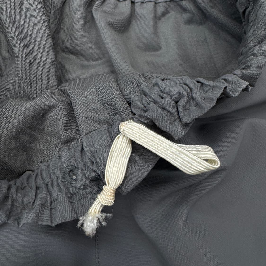 아식스 00s 올드스쿨 바람막이 카고 트랙팬츠 상품이미지4