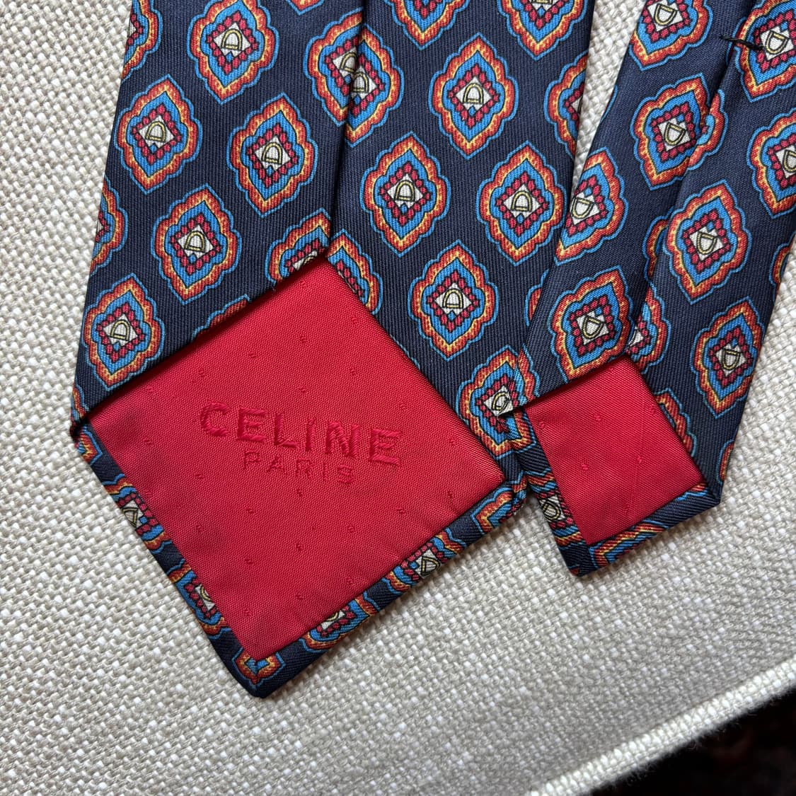 [정품] 셀린느(CELINE) 빈티지 마카담 메달리온 실크 넥타이 상품이미지5