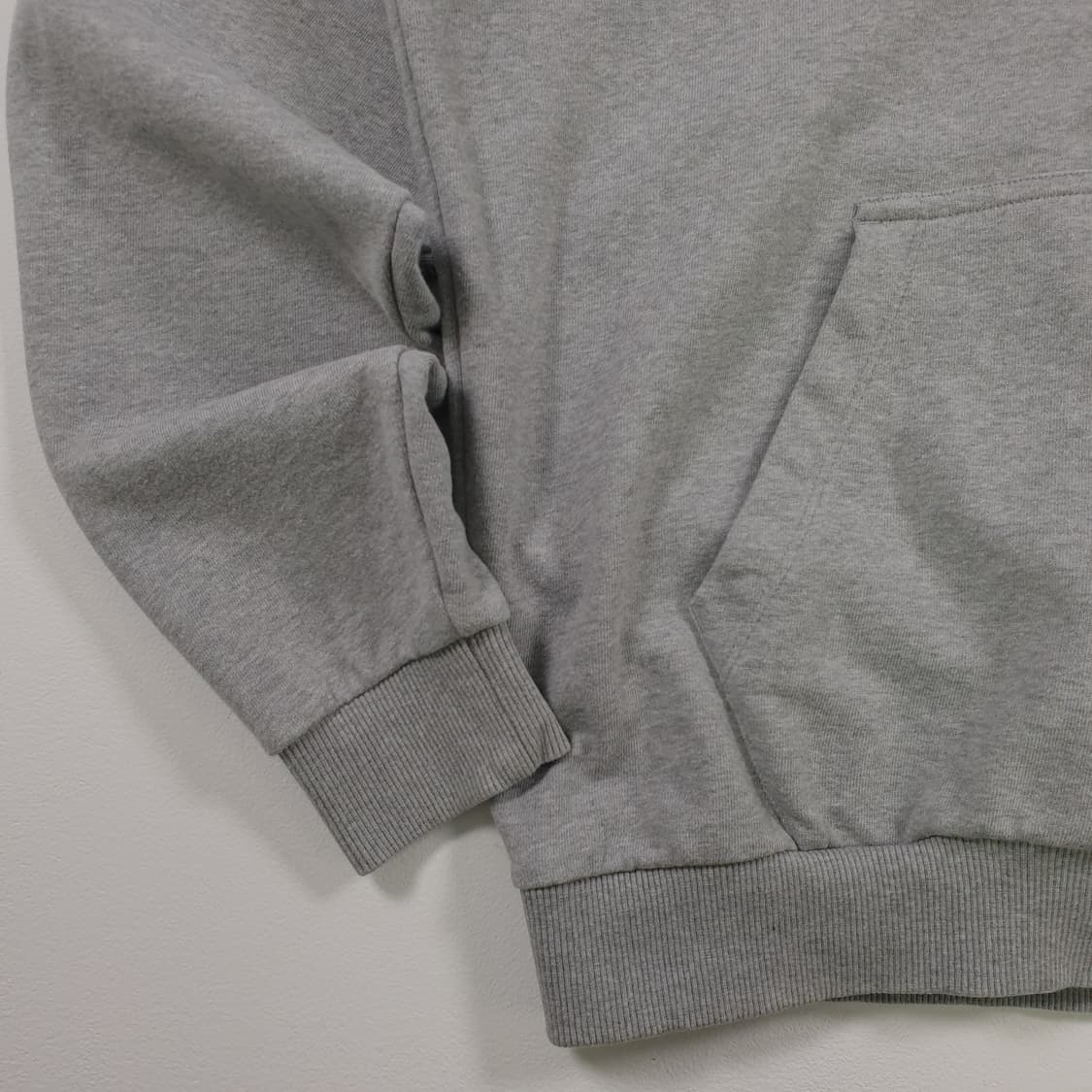 엄브로 로고 후드티 상품이미지5