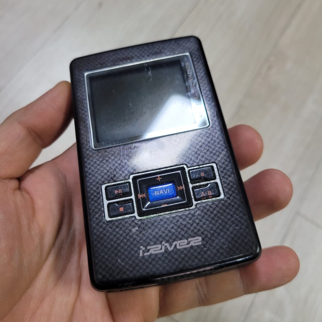 아이리버 쥬크박스 H320 고장난 제품 상품이미지2