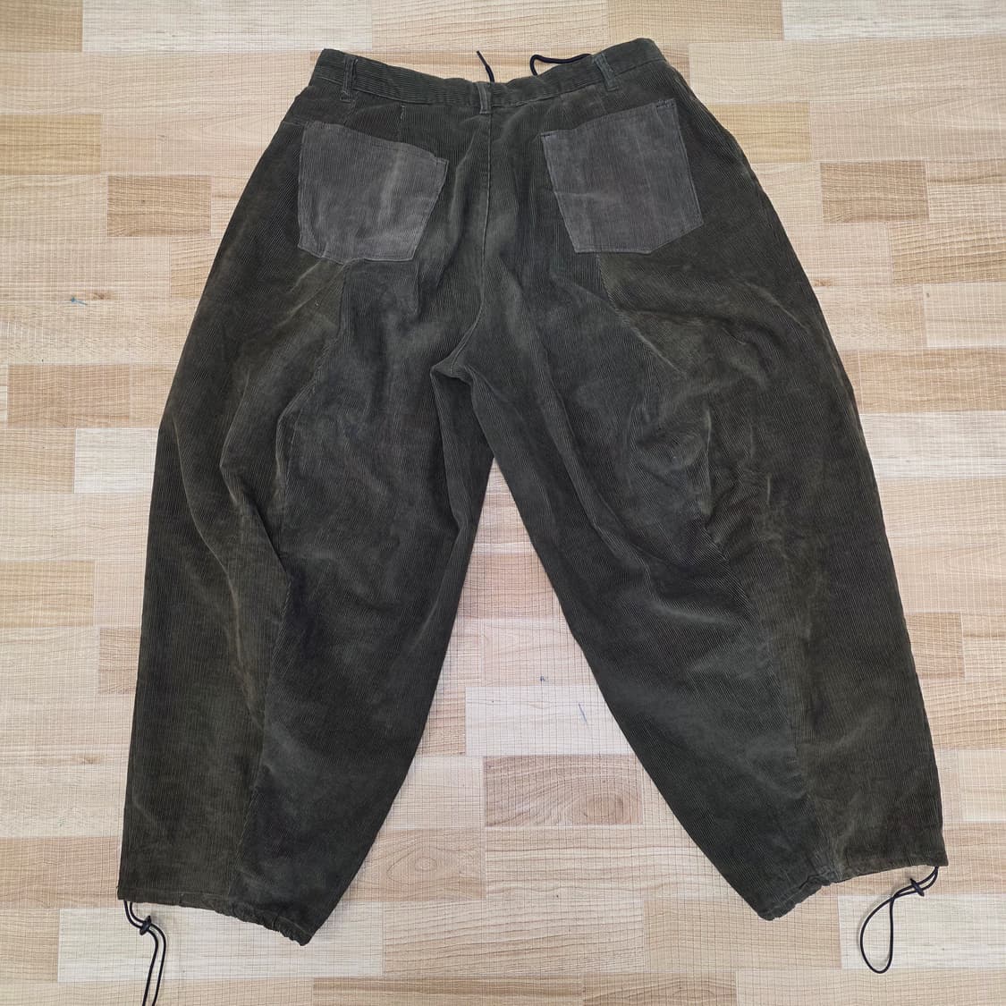 코듀로이 와이드 벌룬 팬츠  상품이미지2