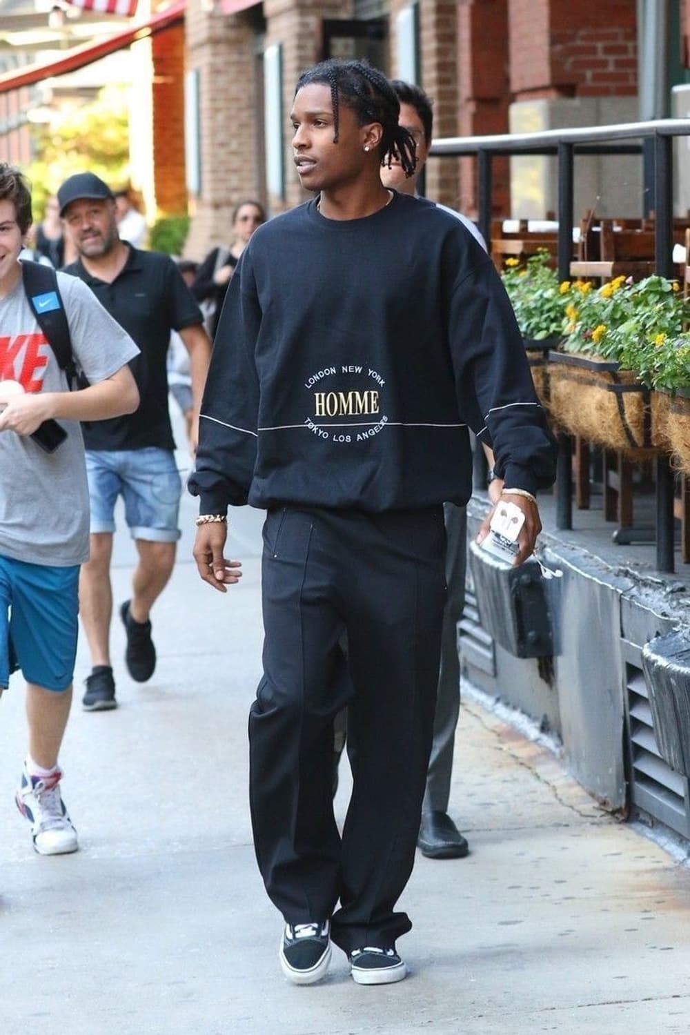 발렌시아가 옴므 스웻셔츠 상품이미지1