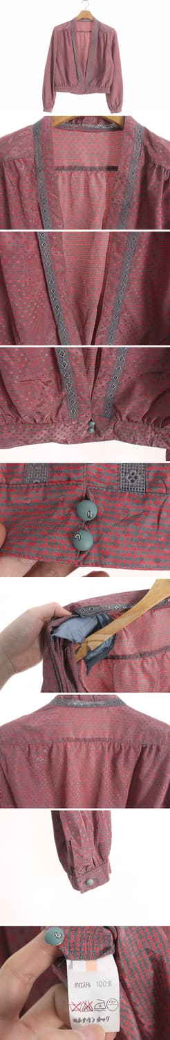 JPN
빈티지 블라우스
(SIZE : WOMAN S~M) 상품이미지2
