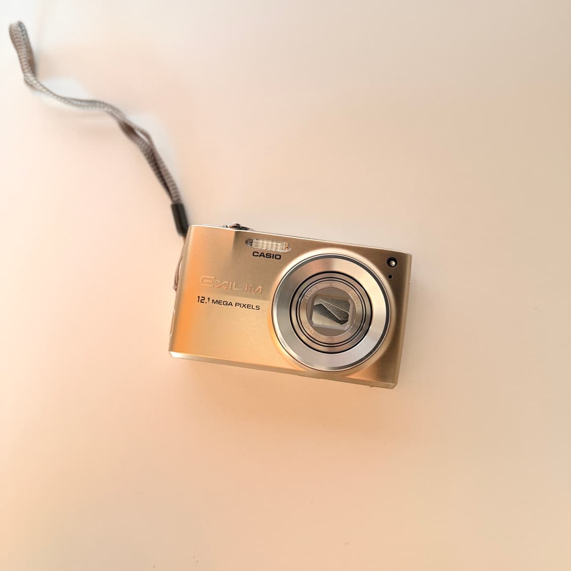 ✨태연 픽 미품✨카시오 엑슬림 EX-Z400 골드 빈티지디카 상품이미지2