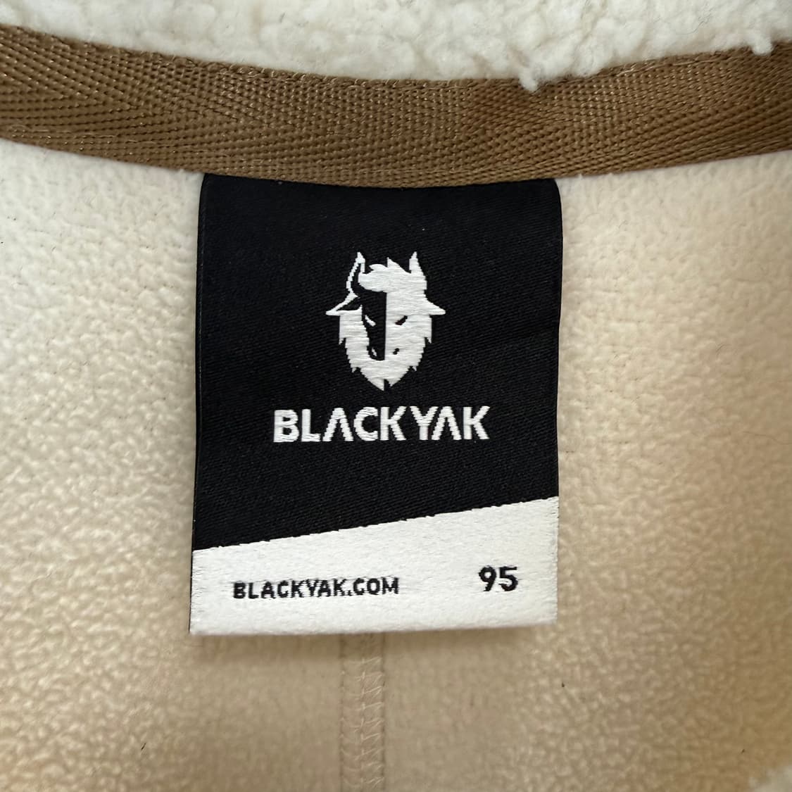 95) 블랙야크 양털 플리스 롱 자켓 아이보리 상품이미지3
