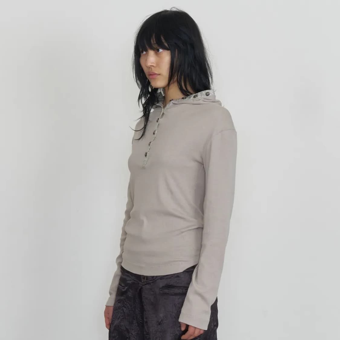 Hooded Henley tee,Grain 상품이미지1