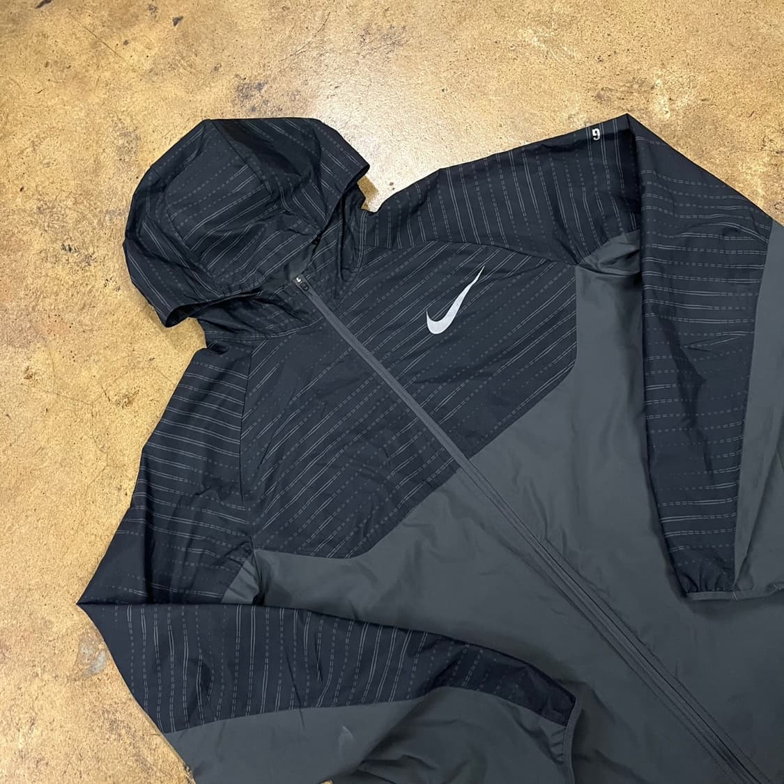 [정품/L] 나이키 바람막이 자켓 블랙 그레이 b10 상품이미지1