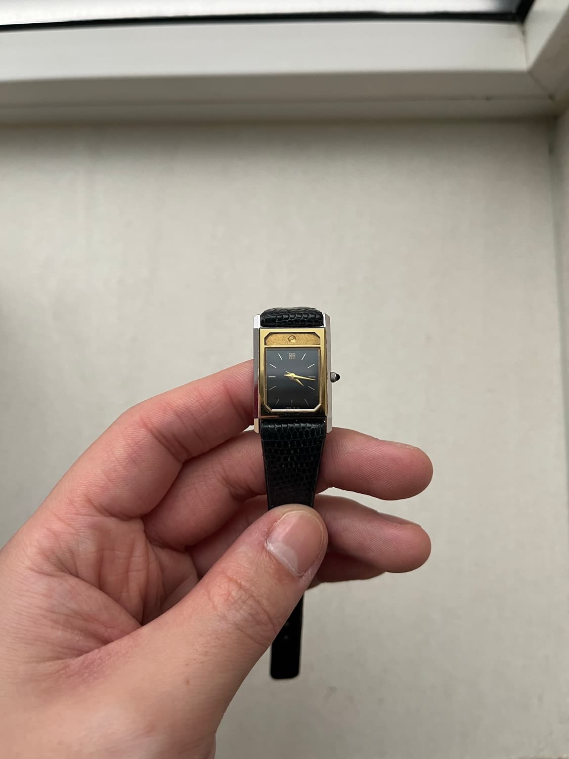 지방시 뱀피 스트랩 빈티지 시계 상품이미지5