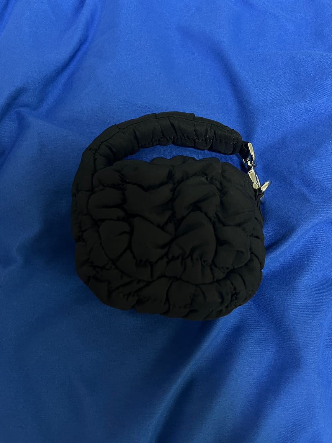 COS 코스 퀼티드 나노백, 키링 상품이미지5