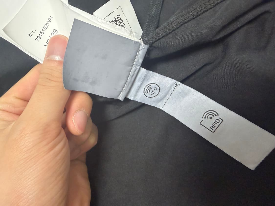 [백화점판/새상품급] 24ss 스톤아일랜드 셔츠자켓 블랙 M 상품이미지5