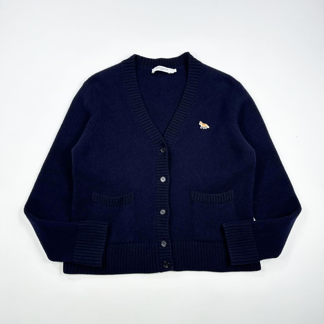 메종키츠네 폭스패치 여성 니트 가디건 네이비 여성M 상품이미지1