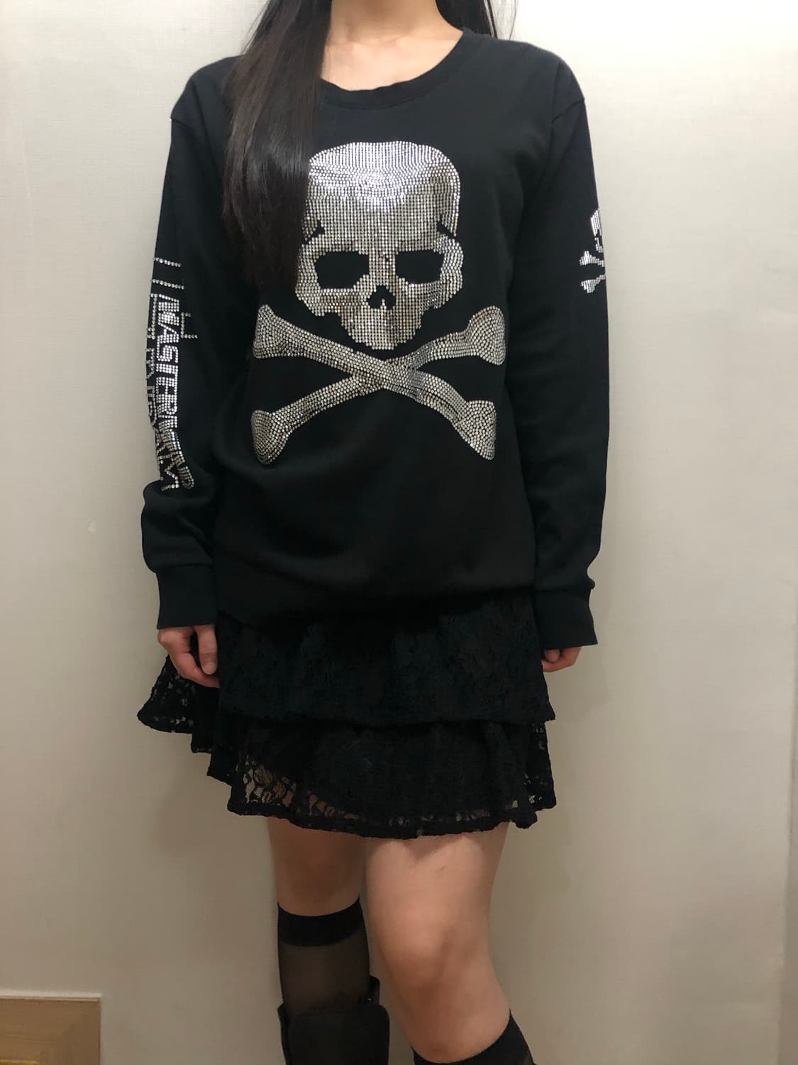 빈티지 블랙 스컬 스웻셔츠 상품이미지1