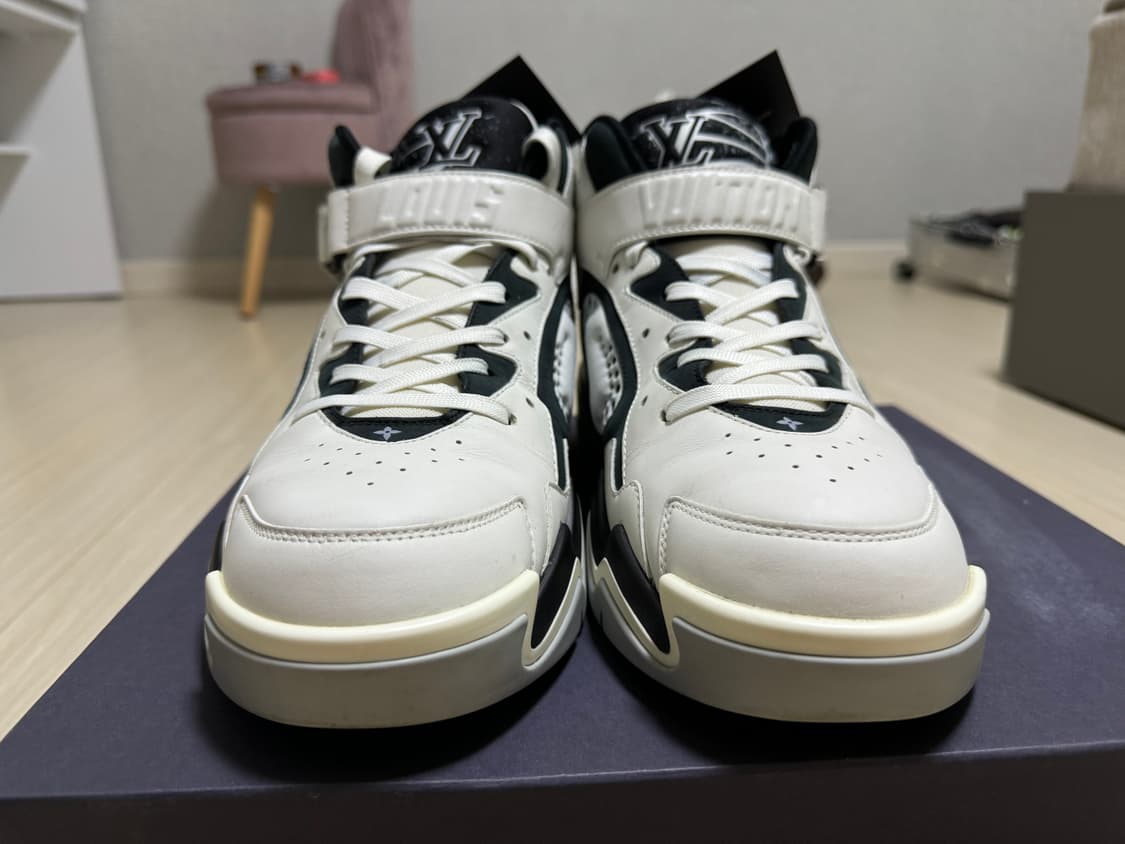 루이비통 LV 트레이너2 하이탑 8 1/2 사이즈 실측 280 상품이미지4